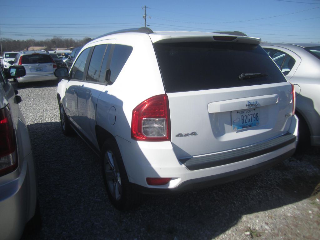 2011 Jeep Compass Image 4