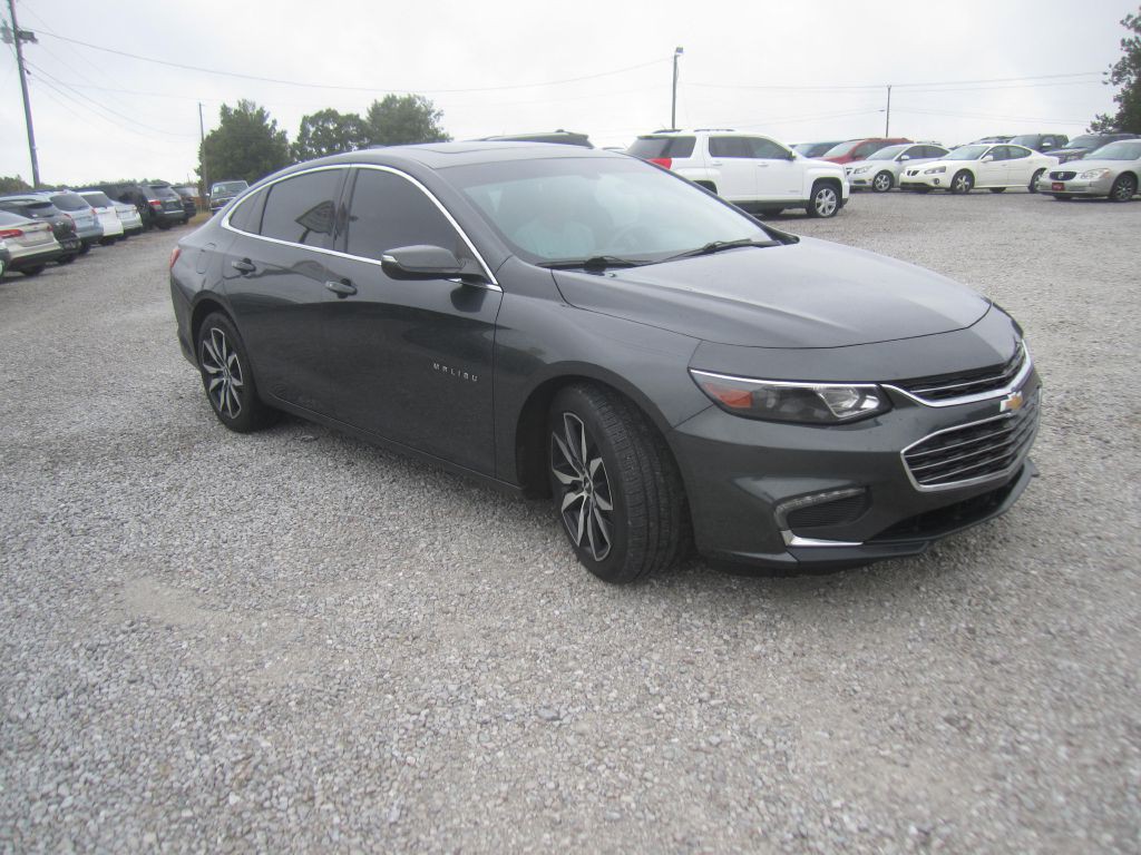 2016 Chevrolet Malibu Image 3