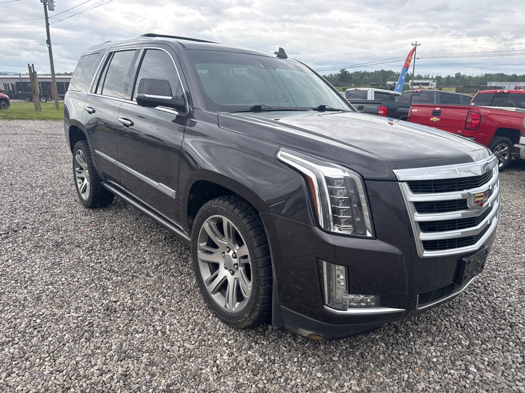 2015 Cadillac Escalade Image 2