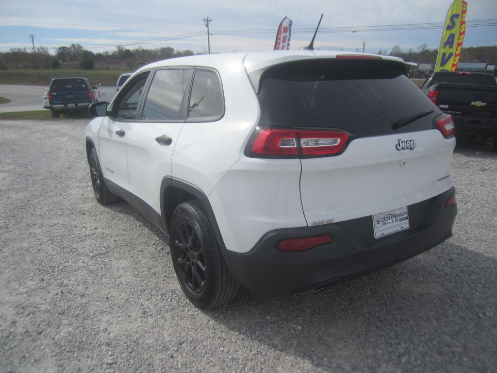 2017 Jeep Cherokee Image 5