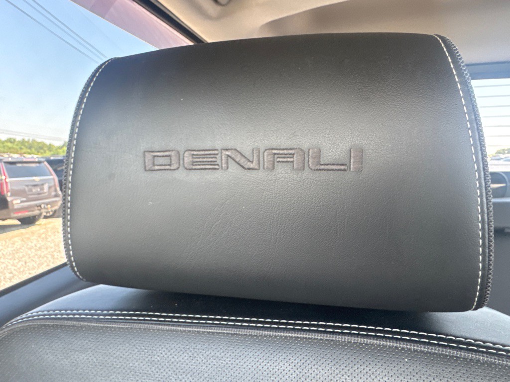 2016 GMC Sierra Image 13