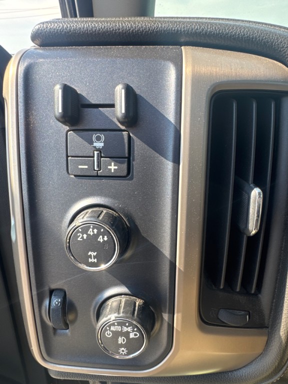 2016 GMC Sierra Image 15