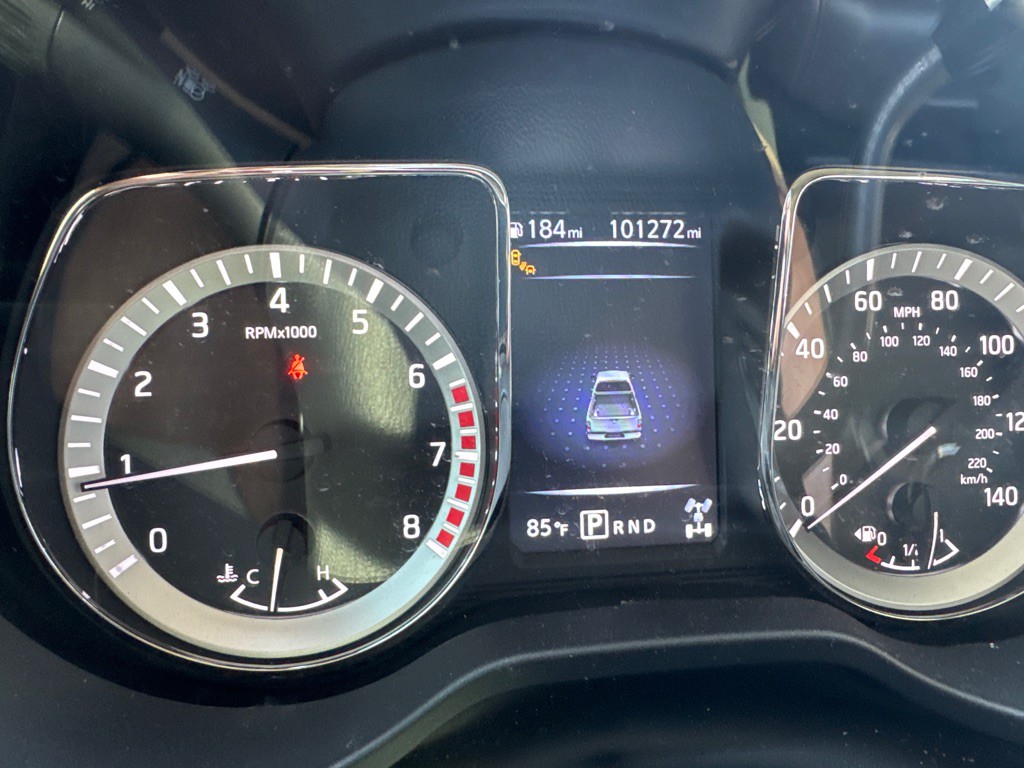 2017 Nissan Titan Image 10