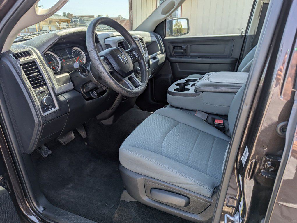 2017 RAM 1500 Image 8
