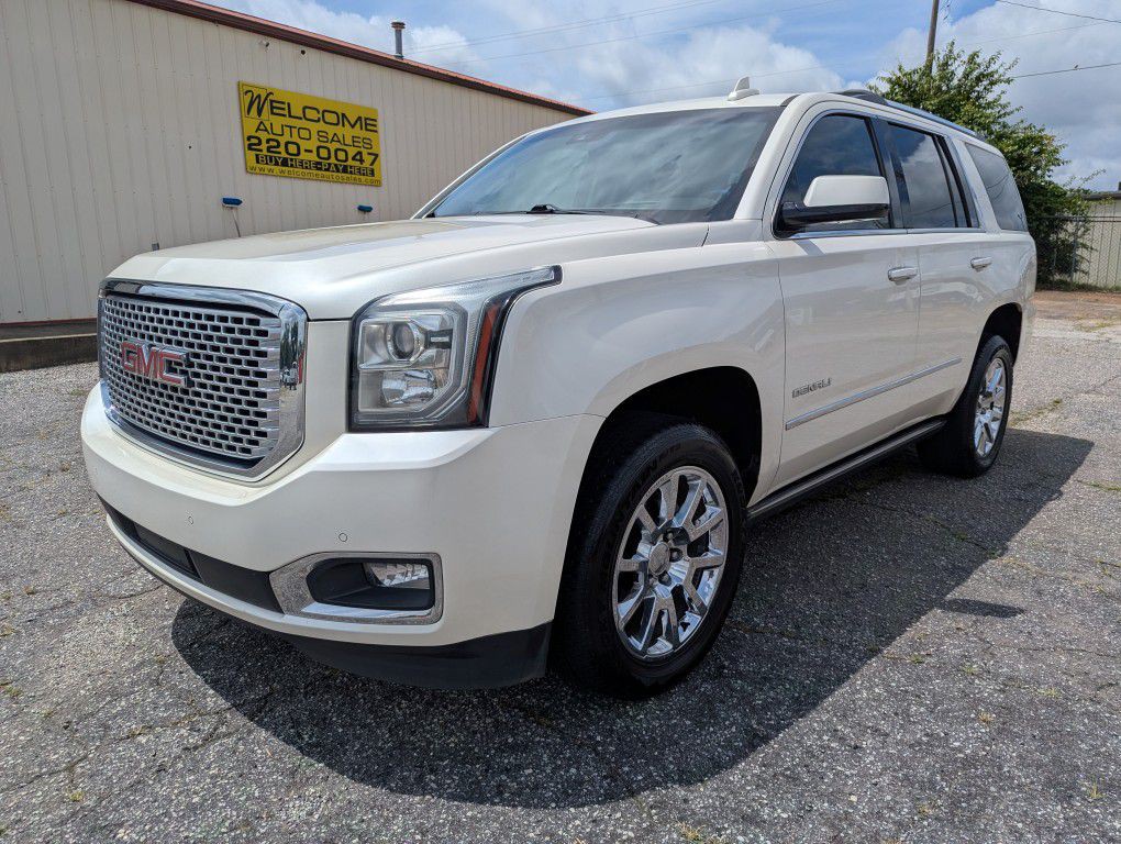 2015 GMC Yukon Image 2