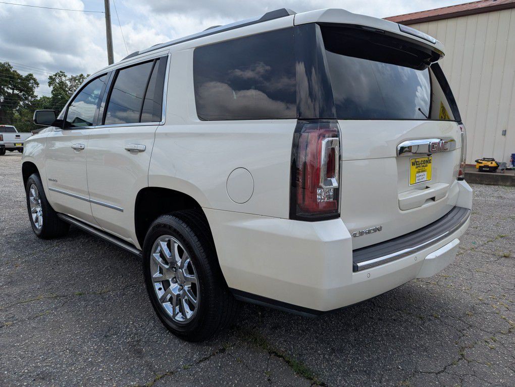 2015 GMC Yukon Image 3