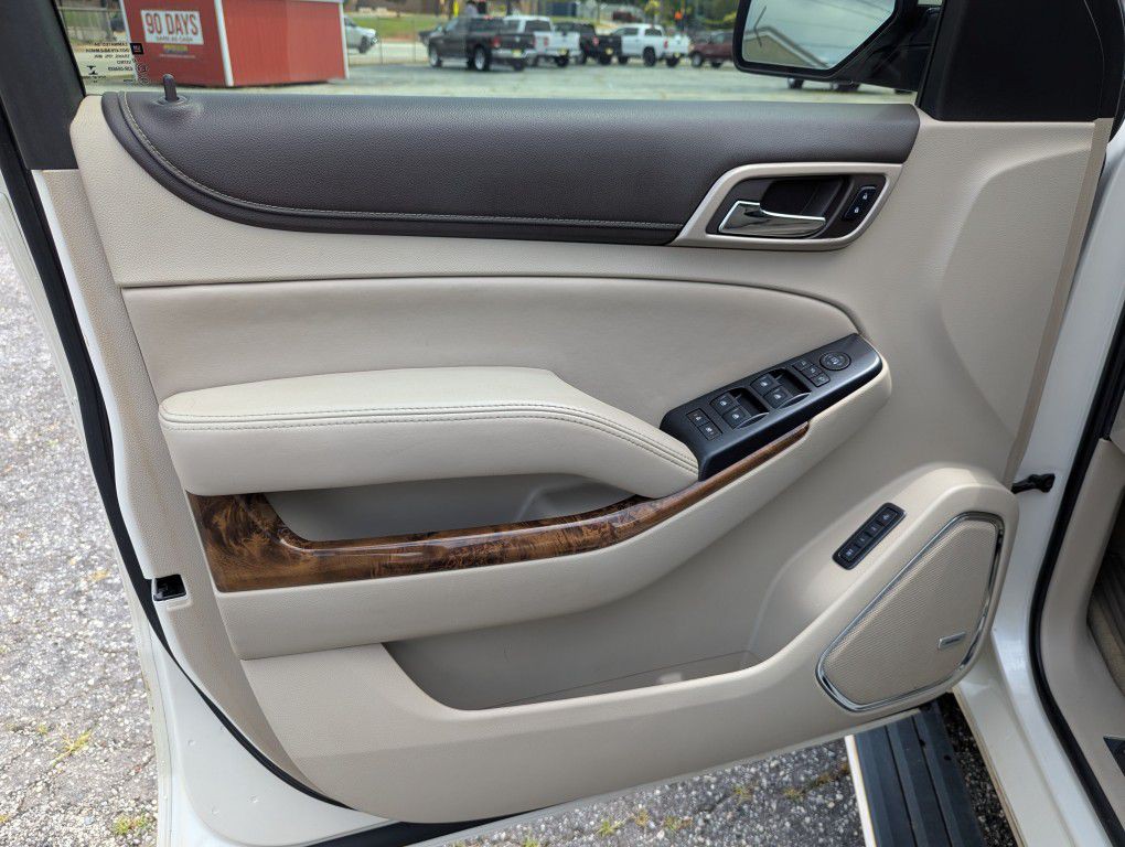2015 GMC Yukon Image 6