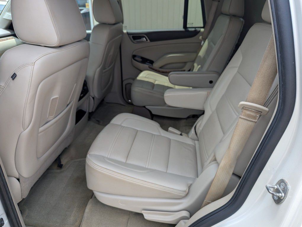 2015 GMC Yukon Image 17