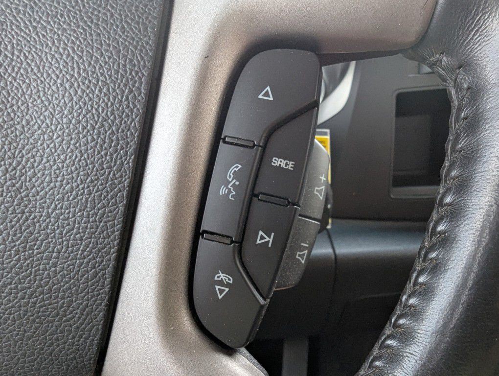 2011 Chevrolet Silverado 1500 Image 16
