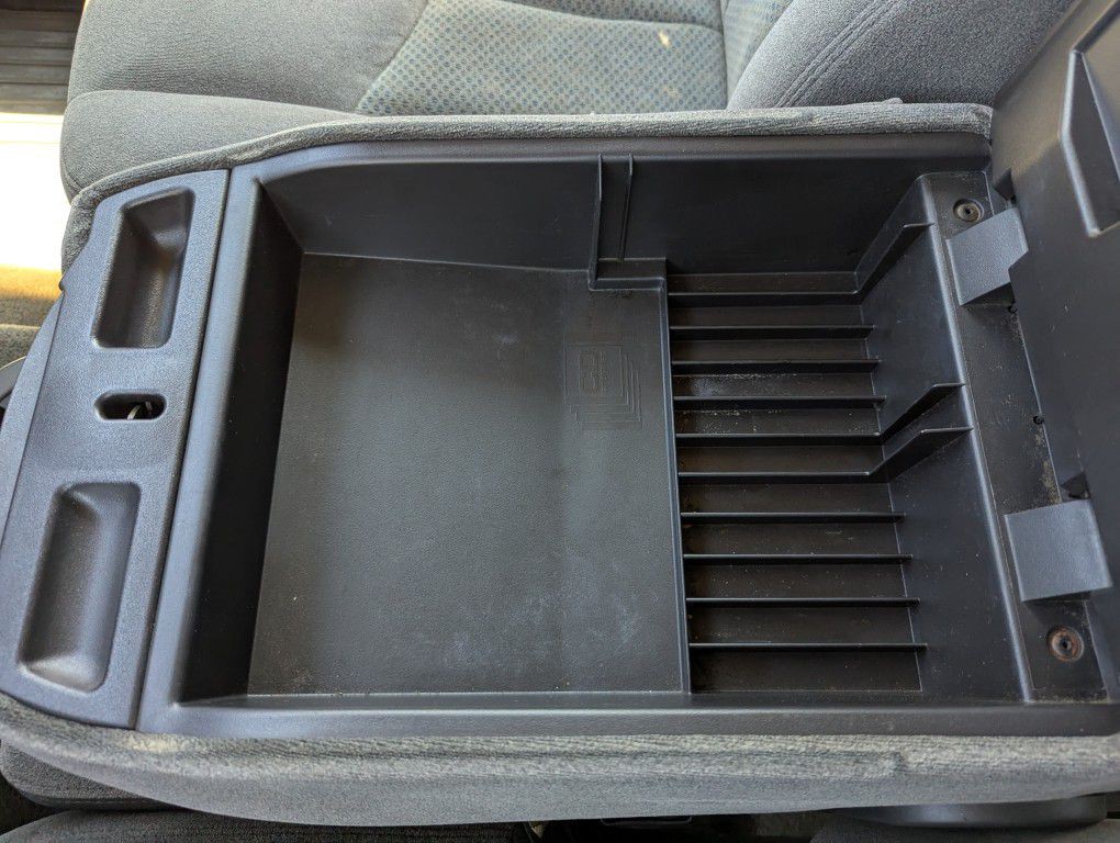 2005 Chevrolet Silverado 1500 Image 16