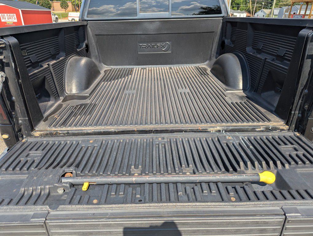 2014 Ford F-150 Image 5