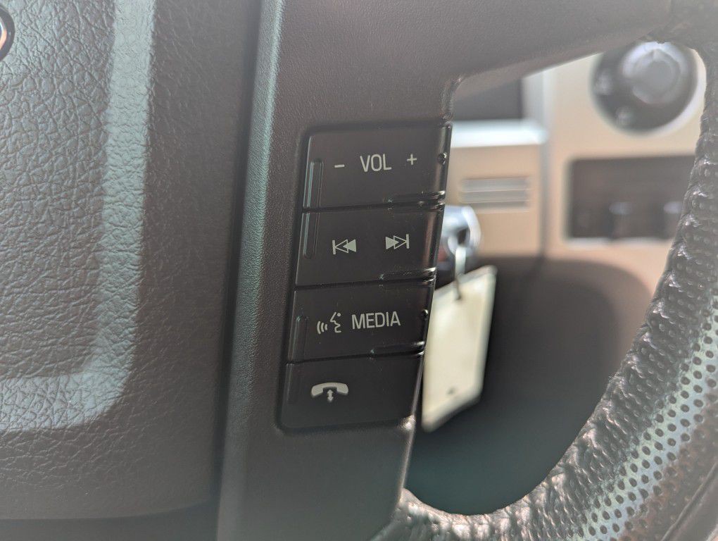 2014 Ford F-150 Image 13