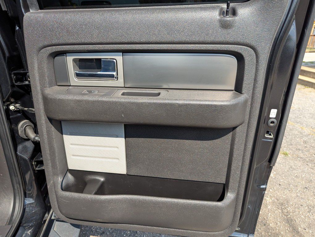 2014 Ford F-150 Image 27