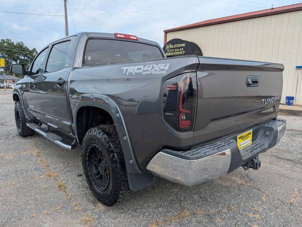 2018 Toyota Tundra Image 3