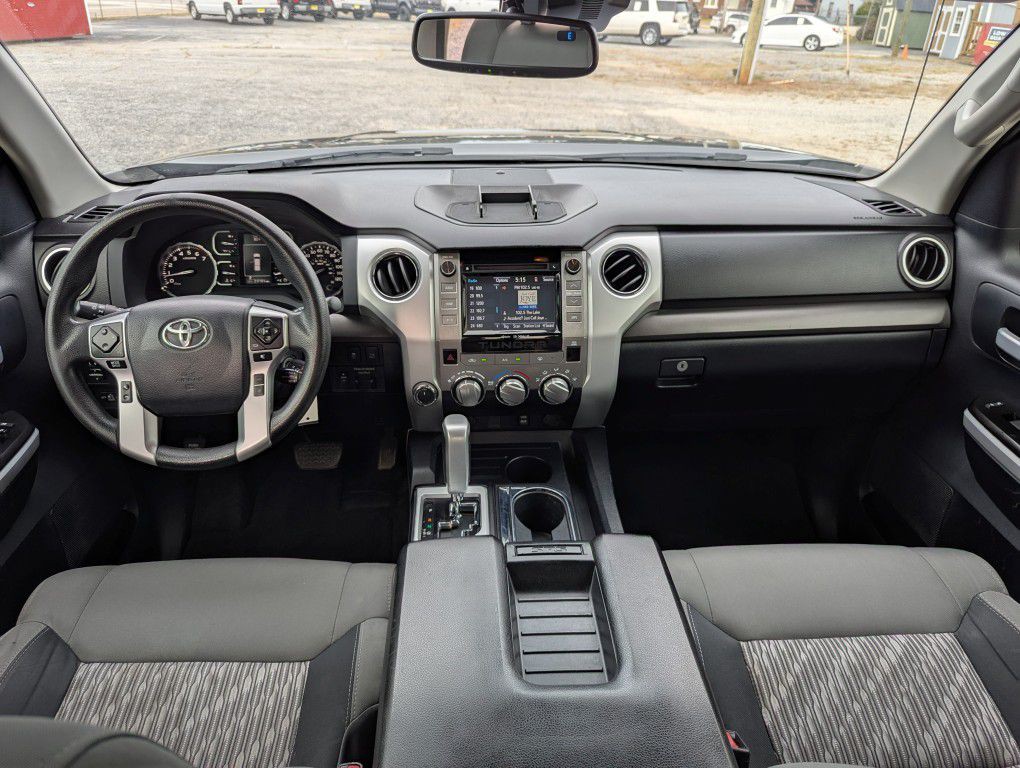 2018 Toyota Tundra Image 23