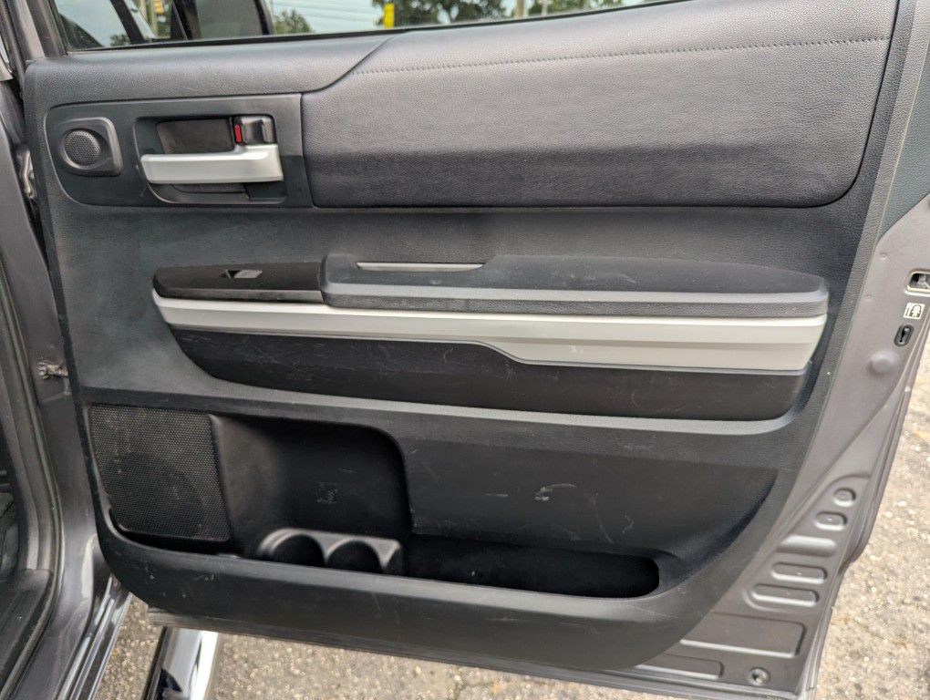 2018 Toyota Tundra Image 25