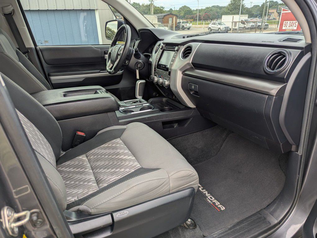 2018 Toyota Tundra Image 26