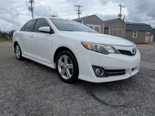 Image for 2014 Toyota Camry SE ID: 6730444