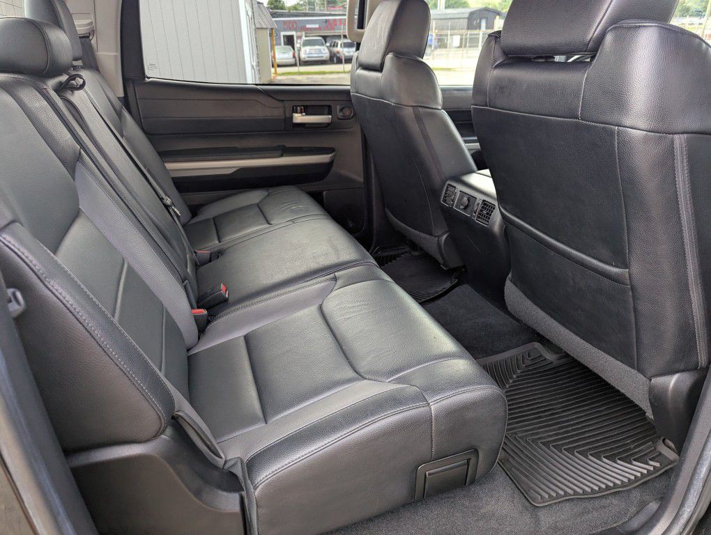2020 Toyota Tundra Image 21