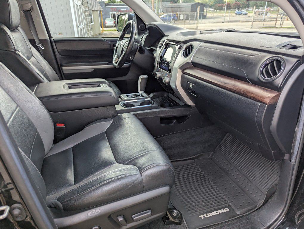 2020 Toyota Tundra Image 23