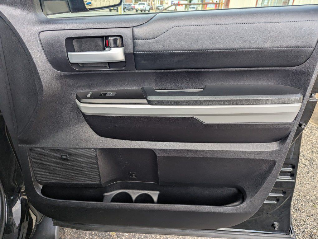 2020 Toyota Tundra Image 24