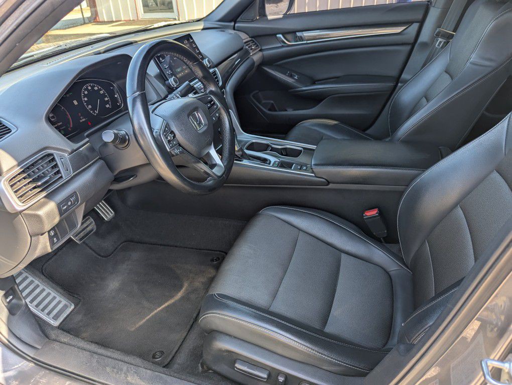 2018 Honda Accord Image 5