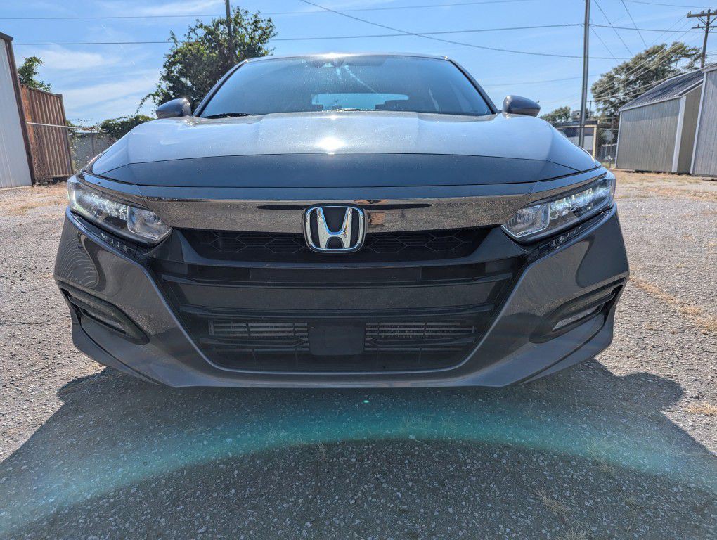 2018 Honda Accord Image 24