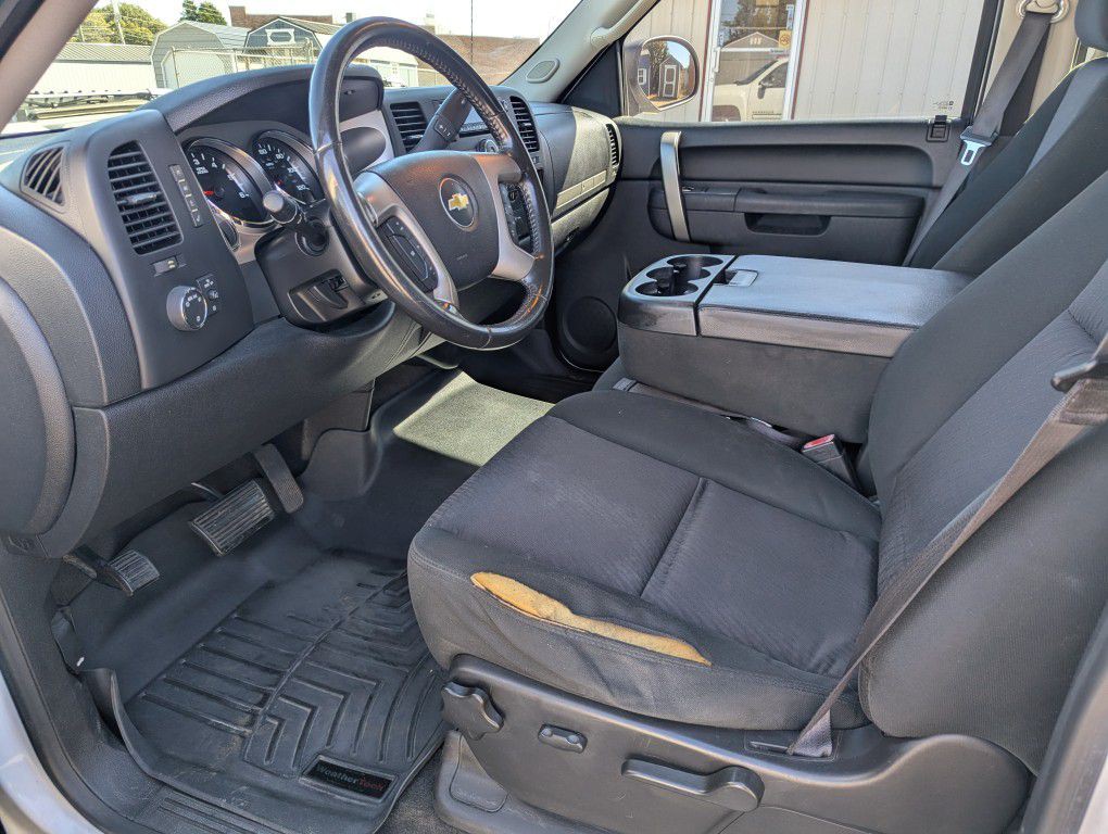 2013 Chevrolet Silverado 1500 Image 9