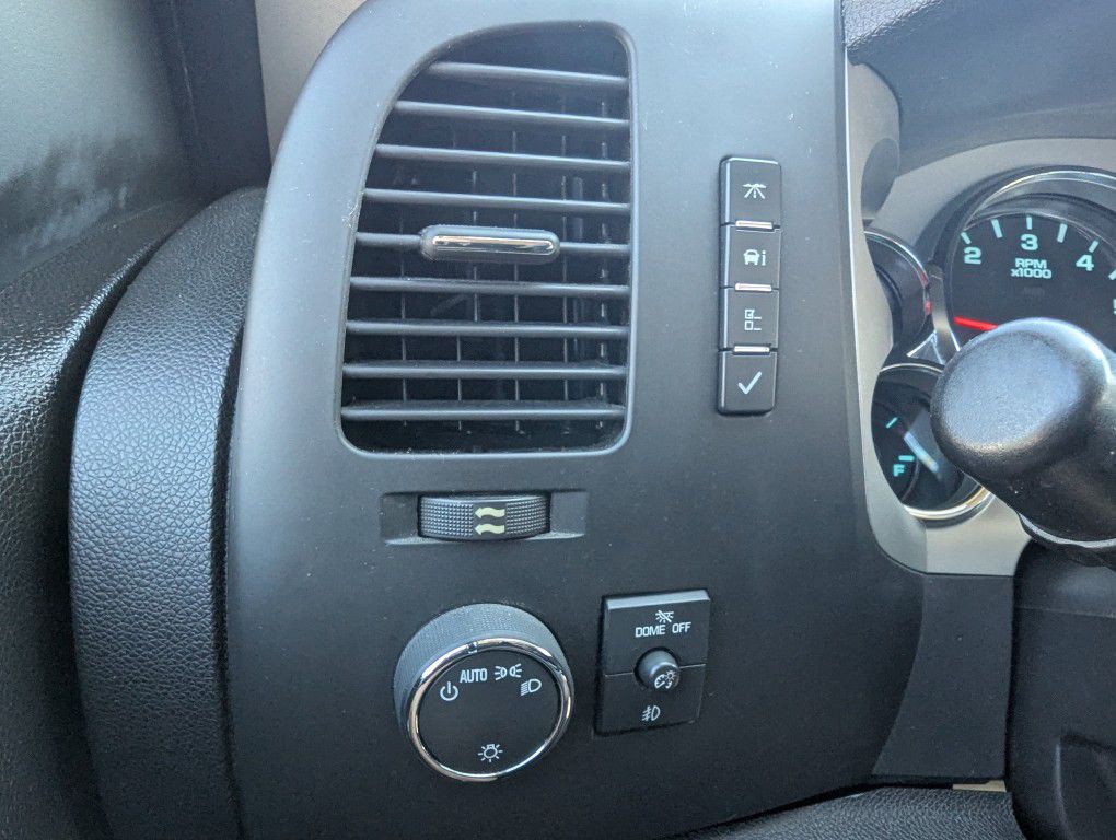 2013 Chevrolet Silverado 1500 Image 11