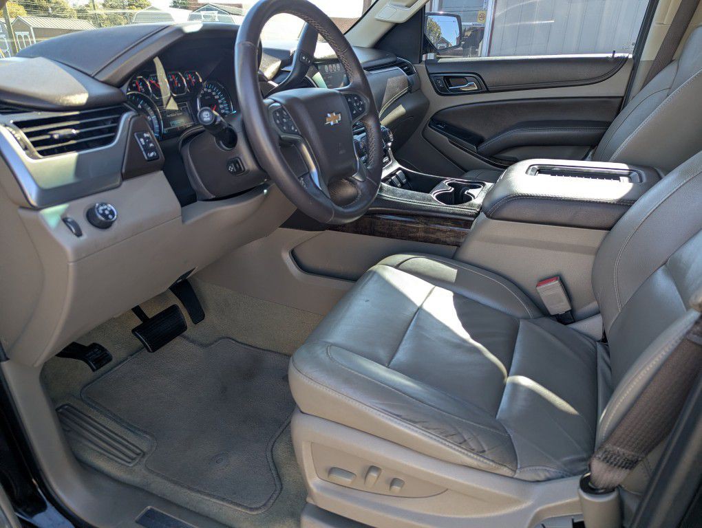 2017 Chevrolet Tahoe Image 7