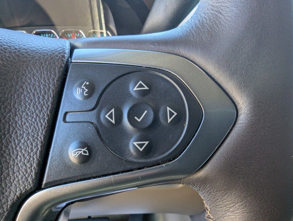 2017 Chevrolet Tahoe Image 11