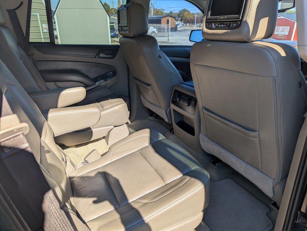 2017 Chevrolet Tahoe Image 27