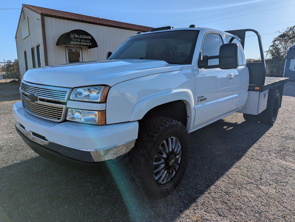 2007 Chevrolet Silverado 1500 Image 2