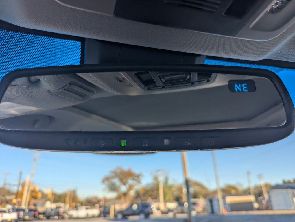 2018 Toyota Camry Image 15