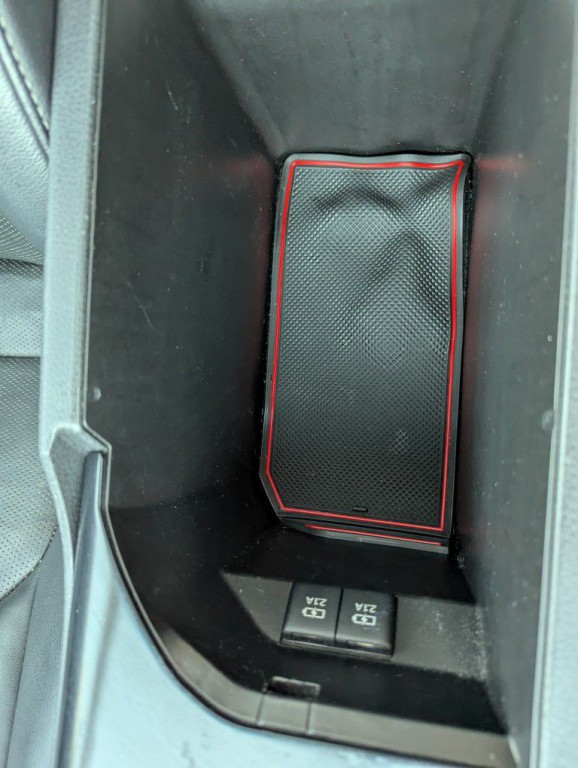 2018 Toyota Camry Image 18