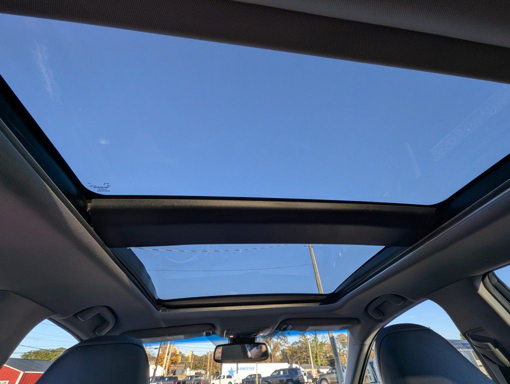 2018 Toyota Camry Image 23