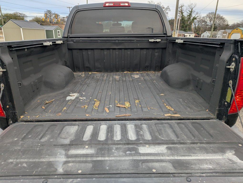 2015 Toyota Tundra Image 5