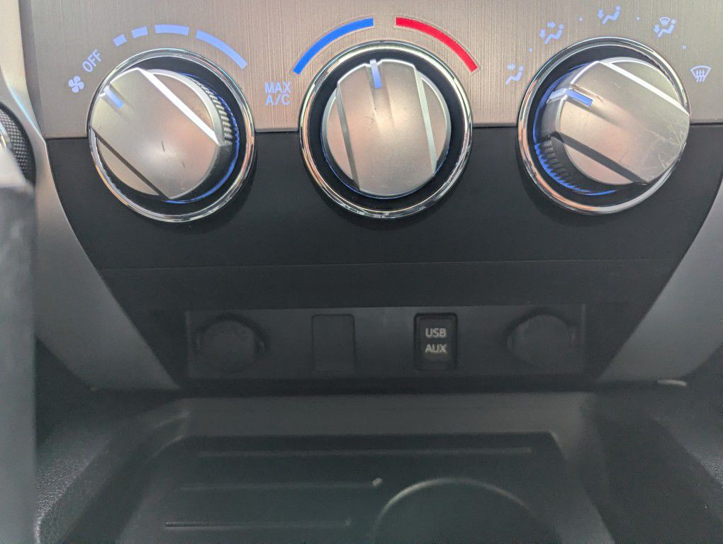 2015 Toyota Tundra Image 15