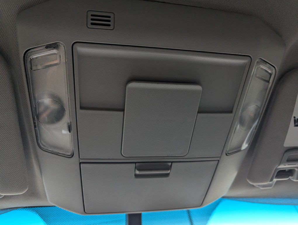 2015 Toyota Tundra Image 19