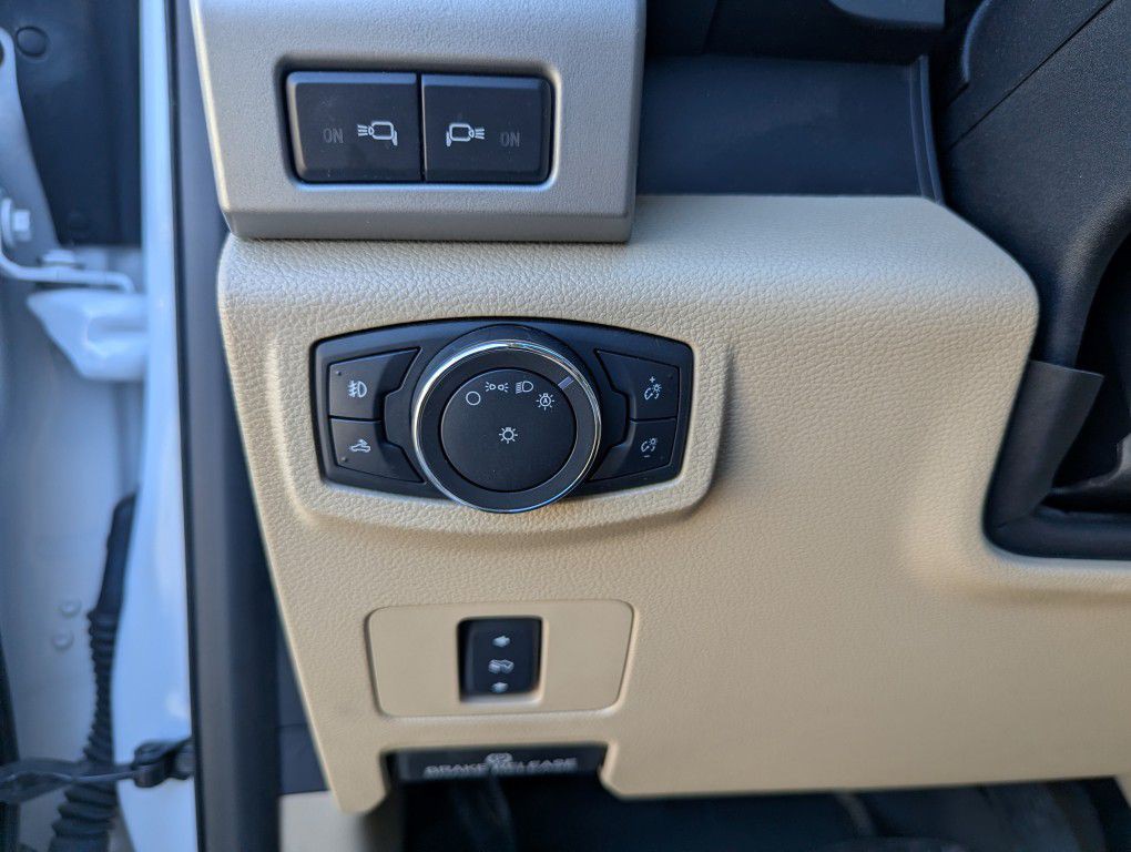 2017 Ford F-250 Image 15