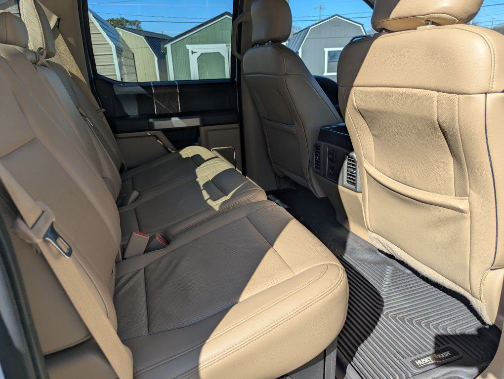 2017 Ford F-250 Image 29