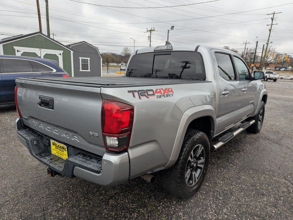 2019 Toyota Tacoma Image 5