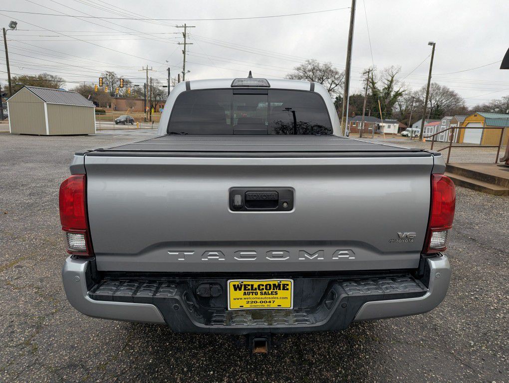 2019 Toyota Tacoma Image 9