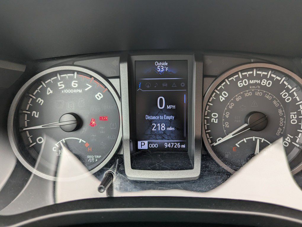 2019 Toyota Tacoma Image 17