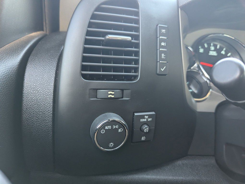 2012 GMC Sierra Image 15