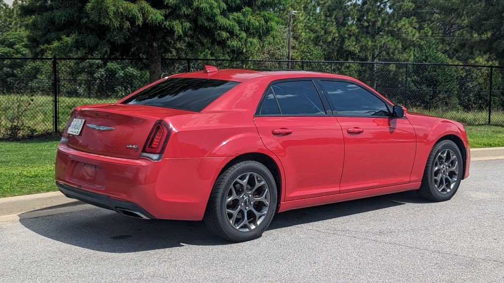 2015 Chrysler 300 Image 5