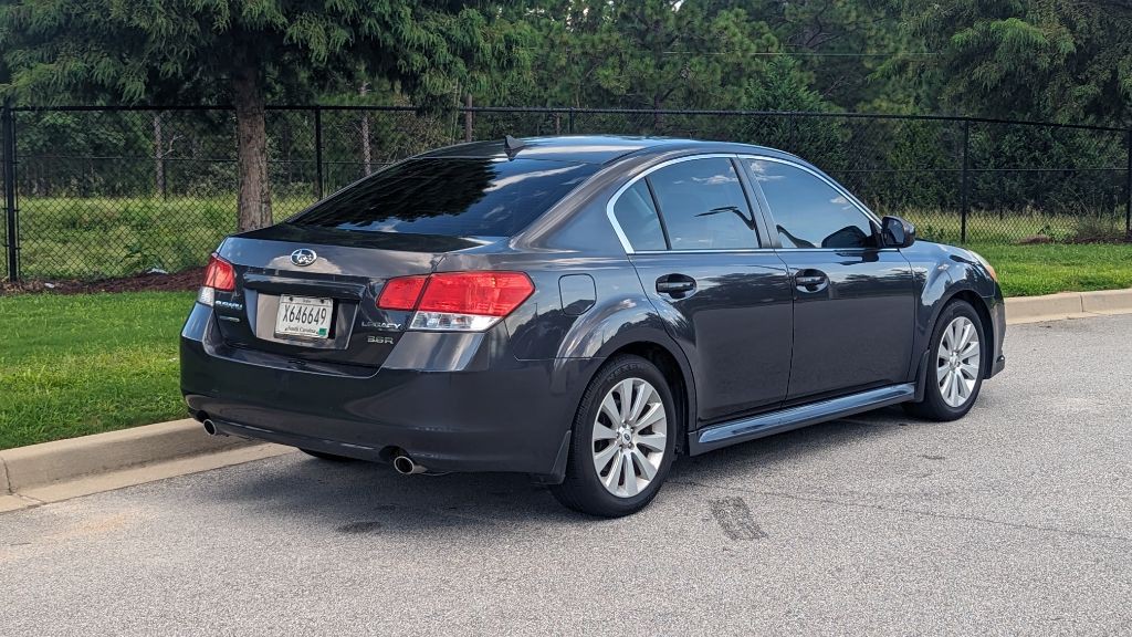 2012 Subaru Legacy Image 3