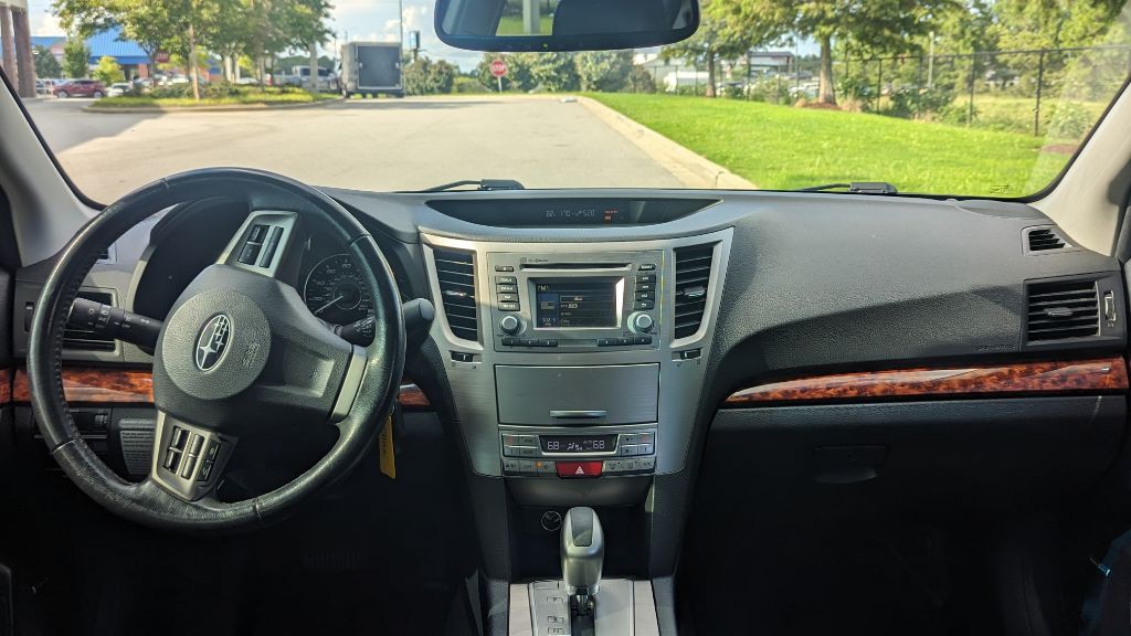 2012 Subaru Legacy Image 12