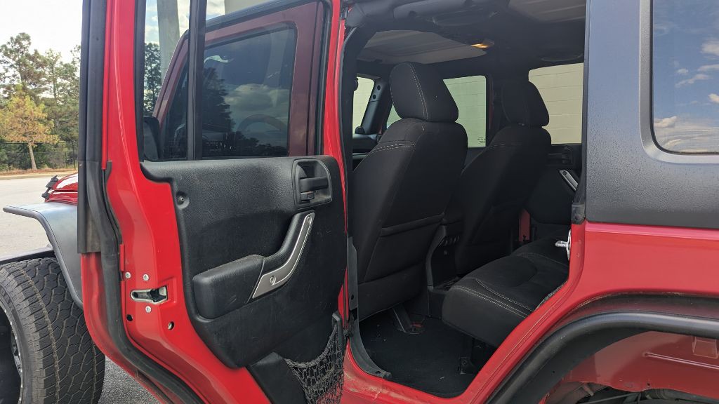 2014 Jeep Wrangler Unlimited Image 13
