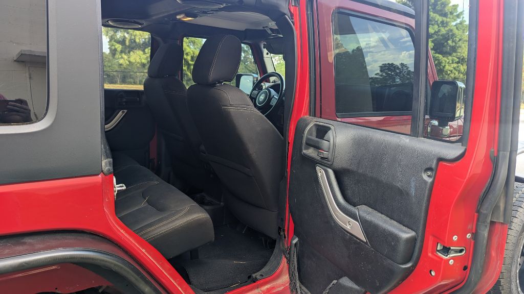 2014 Jeep Wrangler Unlimited Image 17